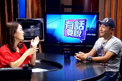 On talk show with Jia Yu @TV26 KTSF about Burning Man art and photography.