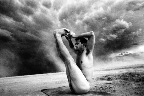 Encountered Michael Collins on Playa at Burning Man, we finished a perfect shooting session in a perfect weather.  Later on Michael wrote an article about his first nude shooting experience and published on “Elephant Journal" :