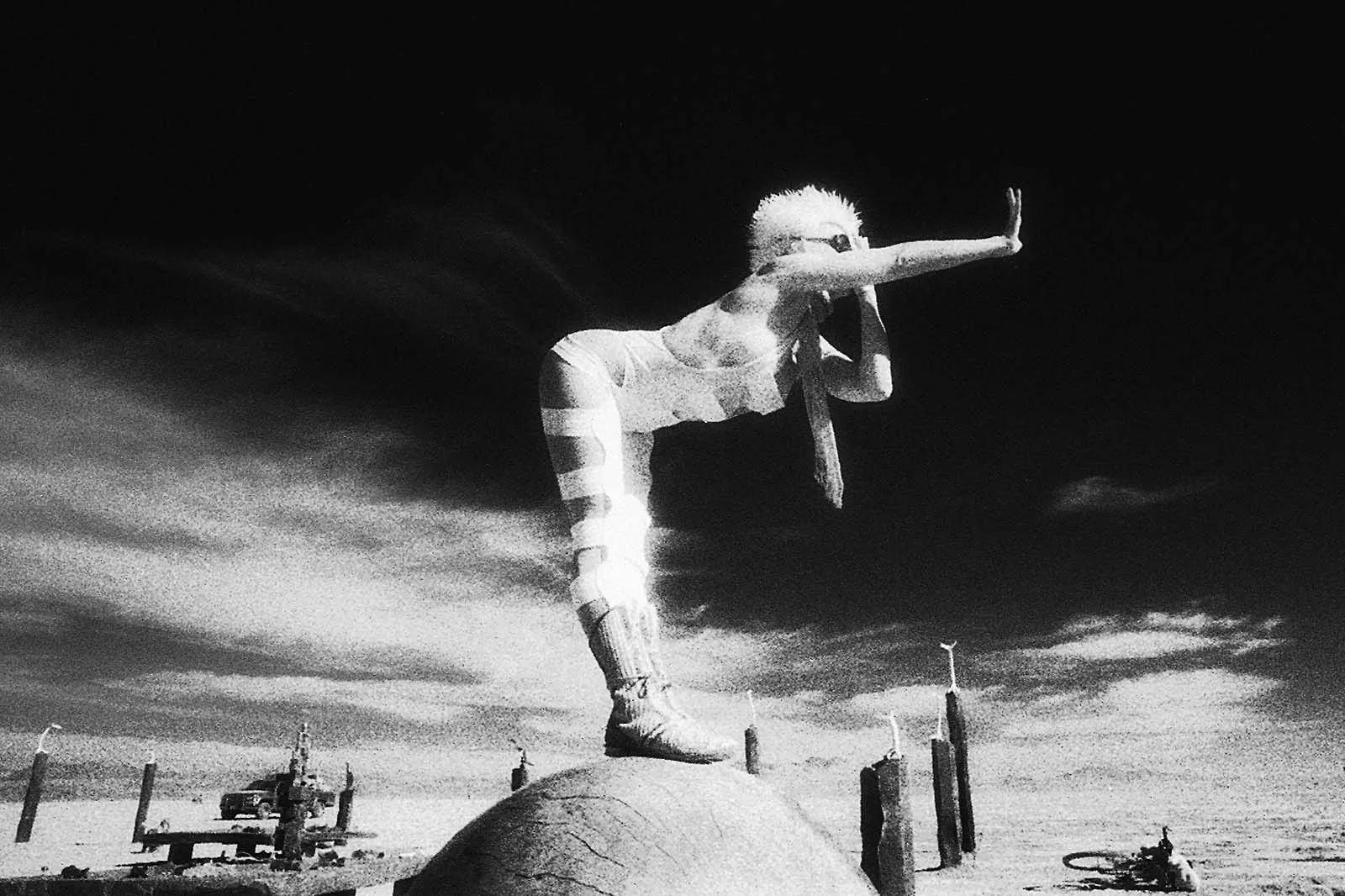 乌托邦之五（Utopia V）火人节，2009，第 1 张，田城黑白红外摄影