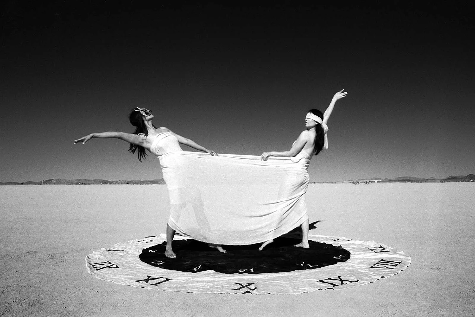 Utopia X (乌托邦之十), Burning Man, 2015, photo 28 by Felix Tian