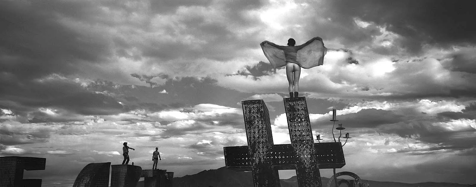 Utopia XI (乌托邦之十一), Burning Man, 2016, photo 21 by Felix Tian