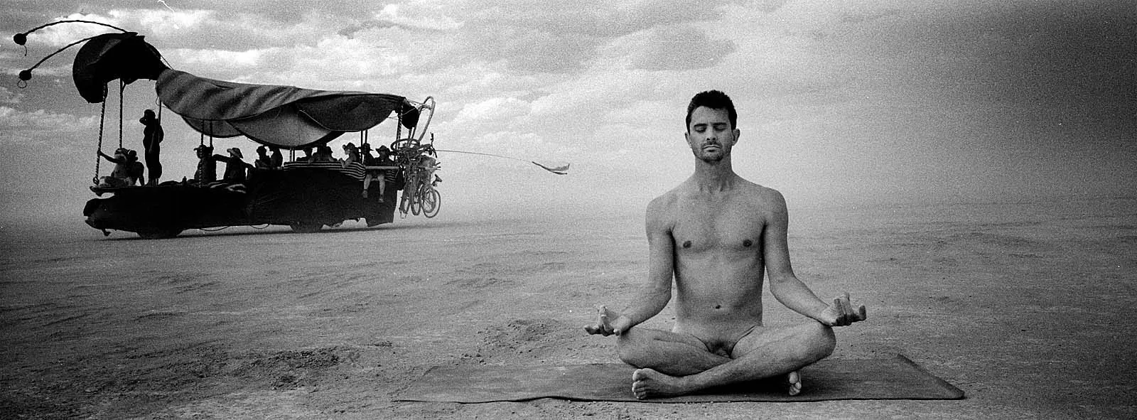 Utopia VIII (乌托邦之八), Burning Man, 2012, photo 8 by Felix Tian