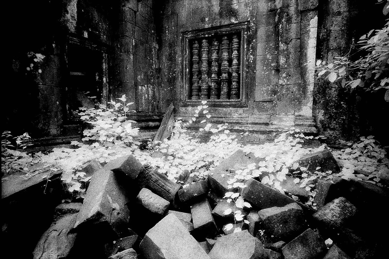 Garden of Gods (神的花园), Myanmar · Laos · Cambodia, 2013, photo 10 by Felix Tian