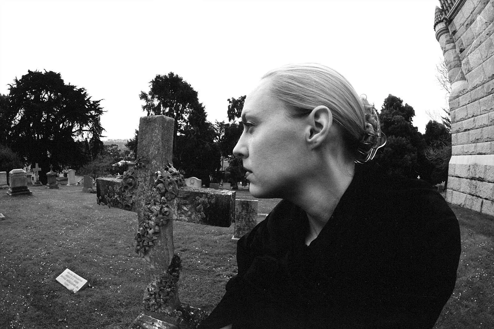 Requiem (安魂曲), California, 2011, photo 4 by Felix Tian