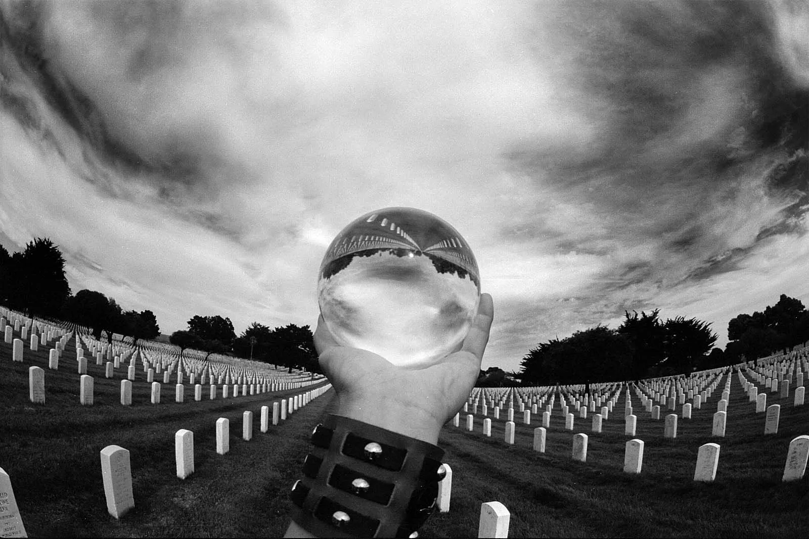 Requiem (安魂曲), California, 2011, photo 15 by Felix Tian