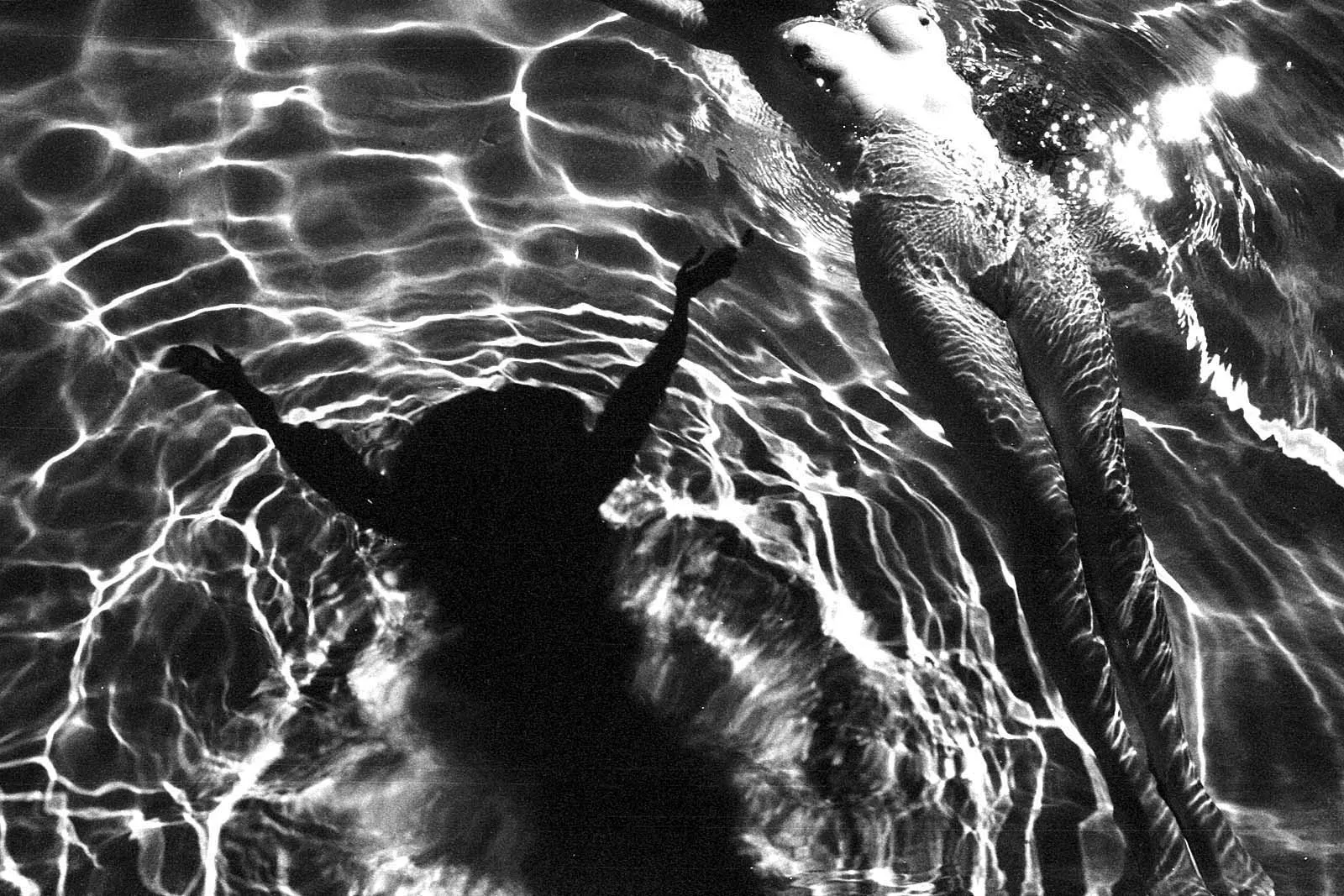 Siren (海妖), California, 2011, photo 8 by Felix Tian