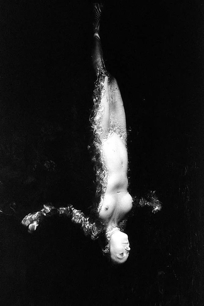 Siren (海妖), California, 2011, photo 15 by Felix Tian