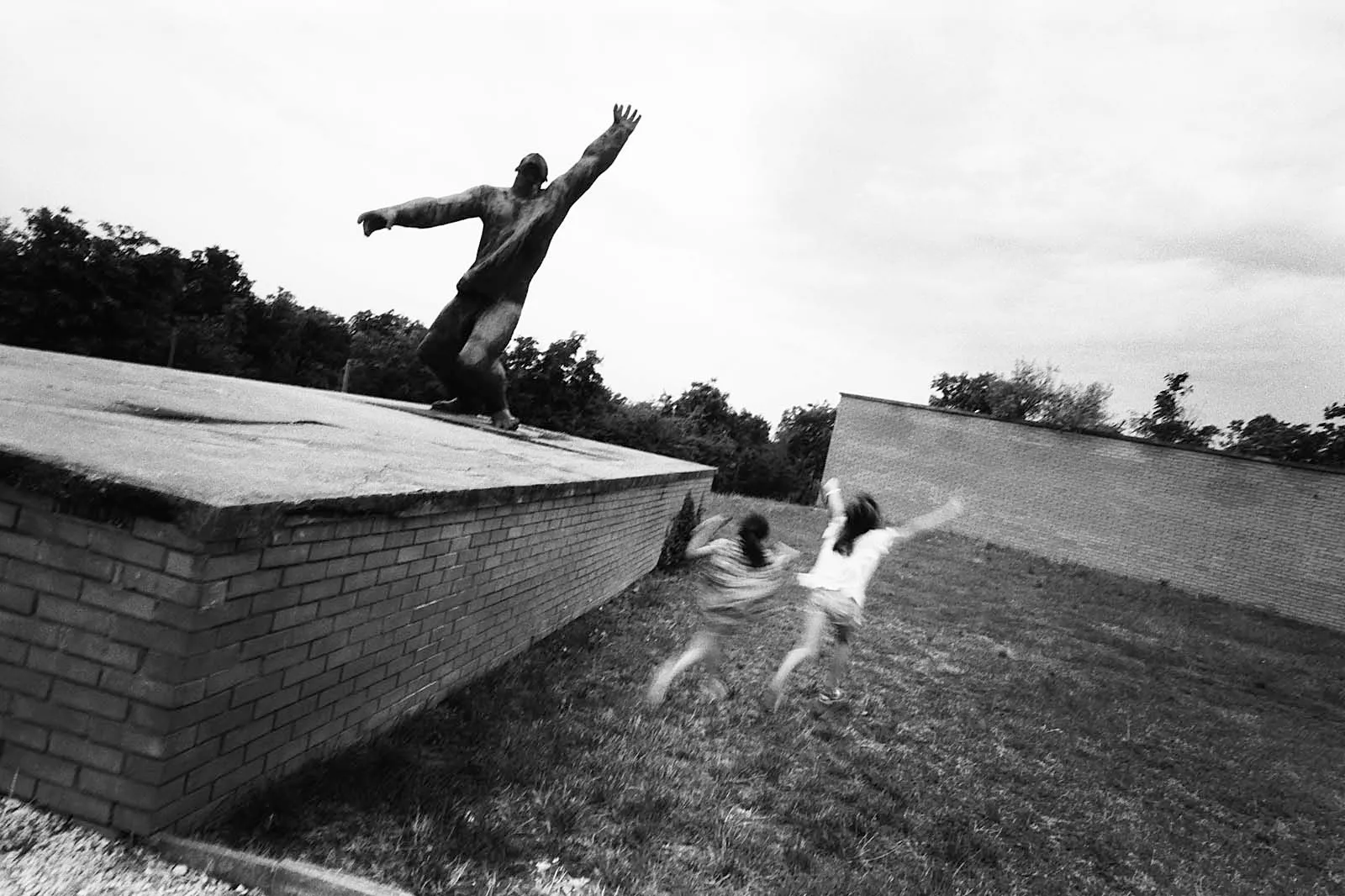Socialism Dreams (社会主义梦想), Budapest · Berlin, 2016, photo 1 by Felix Tian