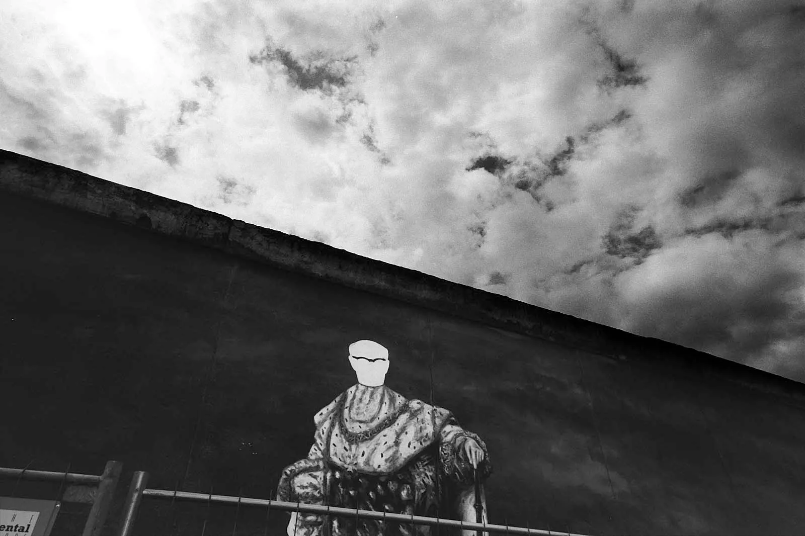 Socialism Dreams (社会主义梦想), Budapest · Berlin, 2016, photo 10 by Felix Tian